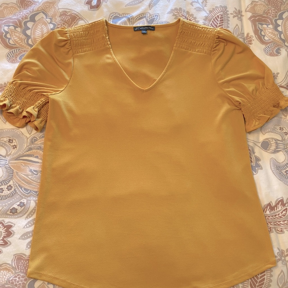 Adrianna Papell puff sleeve blouse